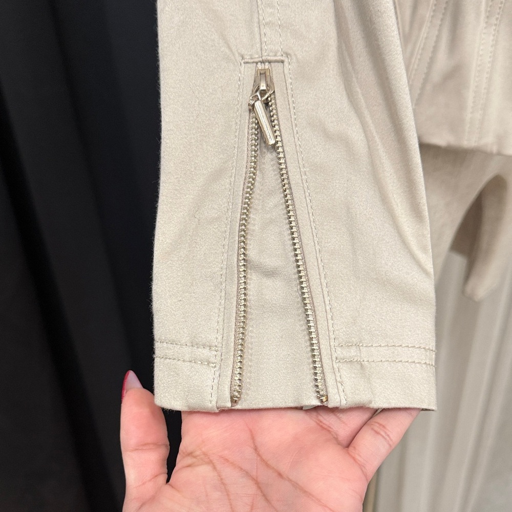 Beige Jacket - image 4